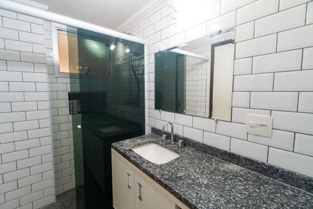 Apartamento à venda com 112m², 3 quartos e 2 vagasBanheiro da Suíte