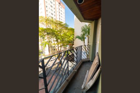 Apartamento à venda com 112m², 3 quartos e 2 vagasSacada do Quarto 1 e 2