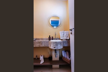 Casa de condomínio à venda com 150m², 3 quartos e 2 vagas Casa de condomínio à venda com 150m², 3 quartos e 2 vagasLavabo