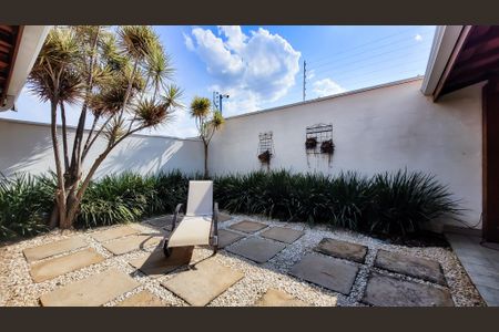 Casa de condomínio à venda com 150m², 3 quartos e 2 vagas Casa de condomínio à venda com 150m², 3 quartos e 2 vagasÁrea gourmet