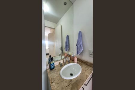 Casa de condomínio à venda com 150m², 3 quartos e 2 vagas Casa de condomínio à venda com 150m², 3 quartos e 2 vagasBanheiro Suite