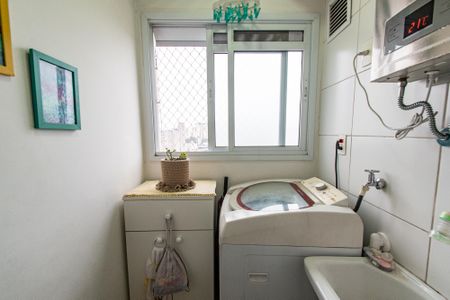 Apartamento à venda com 55m², 3 quartos e 1 vaga Apartamento à venda com 55m², 3 quartos e 1 vagaÁrea de Serviço