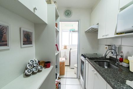 Apartamento à venda com 55m², 3 quartos e 1 vaga Apartamento à venda com 55m², 3 quartos e 1 vagaCozinha