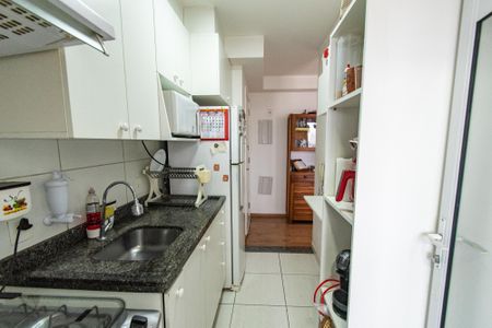 Apartamento à venda com 55m², 3 quartos e 1 vaga Apartamento à venda com 55m², 3 quartos e 1 vagaCozinha
