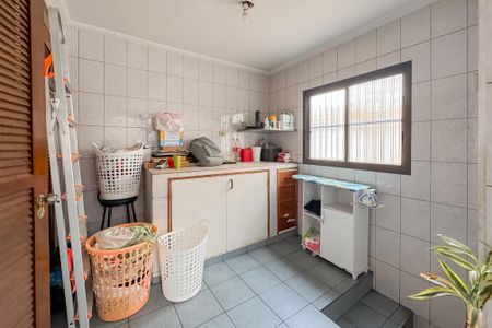 Casa à venda com 149m², 3 quartos e 2 vagas Casa à venda com 149m², 3 quartos e 2 vagasÁrea de Serviço