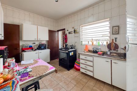 Casa à venda com 149m², 3 quartos e 2 vagas Casa à venda com 149m², 3 quartos e 2 vagasCozinha