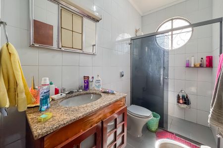 Casa à venda com 149m², 3 quartos e 2 vagas Casa à venda com 149m², 3 quartos e 2 vagasBanheiro Social