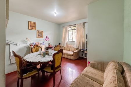 Casa à venda com 149m², 3 quartos e 2 vagas Casa à venda com 149m², 3 quartos e 2 vagasSala