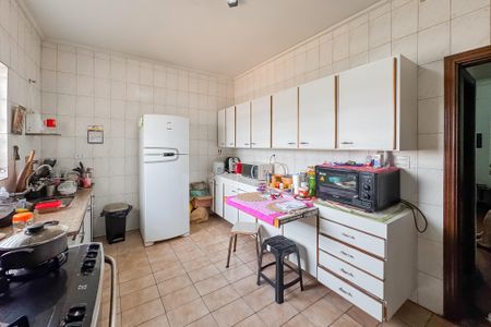 Casa à venda com 149m², 3 quartos e 2 vagas Casa à venda com 149m², 3 quartos e 2 vagasCozinha