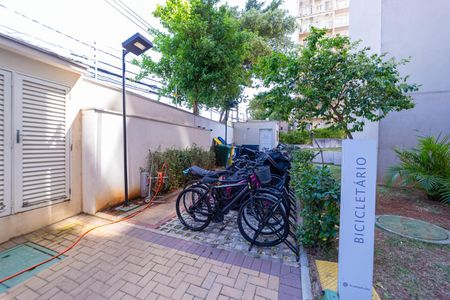 Apartamento à venda com 42m², 2 quartos e sem vagaÁrea comum - Bicicletário