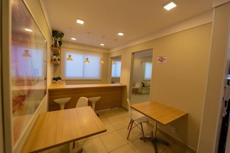 Apartamento à venda com 42m², 2 quartos e sem vagaÁrea comum - Salão de festas