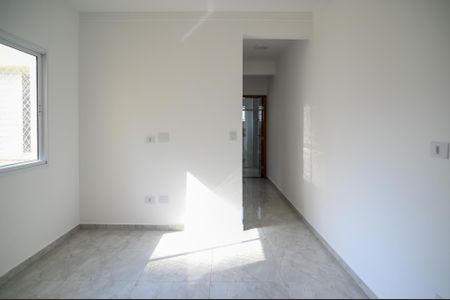 Sala de apartamento para alugar com 2 quartos, 70m² em Vila Liviero, São Paulo