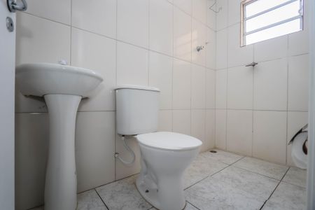 Banheiro da Suite de casa para alugar com 1 quarto, 40m² em Jardim Miriam, São Paulo