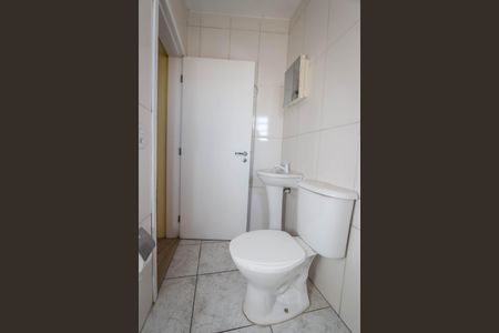 Banheiro da Suite de casa para alugar com 1 quarto, 40m² em Jardim Miriam, São Paulo