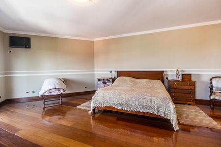 Casa de condomínio à venda com 703m², 4 quartos e 4 vagasSuíte 1