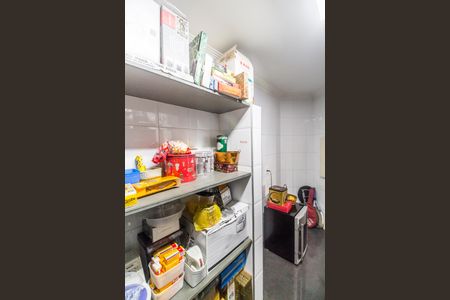 Casa de condomínio à venda com 703m², 4 quartos e 4 vagasDespensa