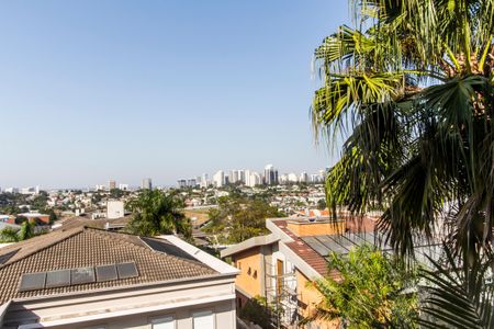 Casa de condomínio à venda com 703m², 4 quartos e 4 vagasVista da Varanda