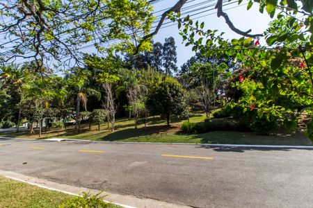 Casa de condomínio à venda com 703m², 4 quartos e 4 vagasVista da Rua