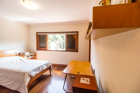 Casa de condomínio à venda com 703m², 4 quartos e 4 vagasSuíte 4