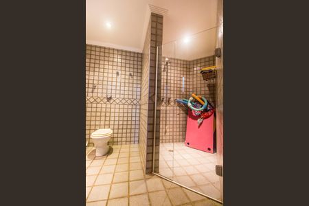 Casa de condomínio à venda com 703m², 4 quartos e 4 vagasÁrea comum - Salão de festas