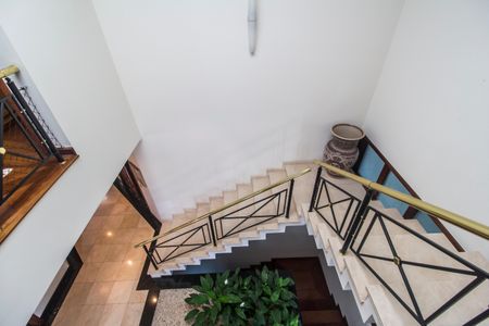 Casa de condomínio à venda com 703m², 4 quartos e 4 vagasDetalhe