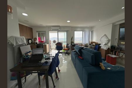 Apartamento à venda com 59m², 1 quarto e 2 vagas Apartamento à venda com 59m², 1 quarto e 2 vagasSala