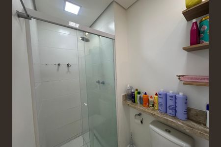 Apartamento à venda com 59m², 1 quarto e 2 vagas Apartamento à venda com 59m², 1 quarto e 2 vagasBanheiro da Suíte