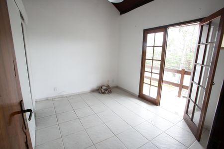 Casa à venda com 140m², 3 quartos e 2 vagasQuarto Suíte