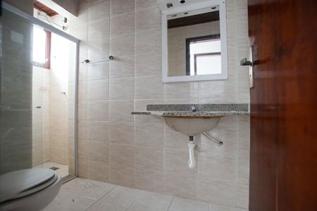 Casa à venda com 140m², 3 quartos e 2 vagasBanheiro Social