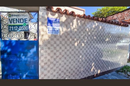 Apartamento para alugar com 65m², 2 quartos e sem vagaFachada