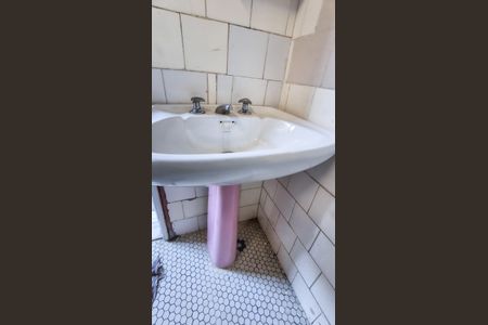 Apartamento para alugar com 65m², 2 quartos e sem vagaBanheiro Social