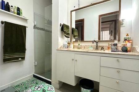 Apartamento à venda com 99m², 3 quartos e sem vagaBanheiro Social 02