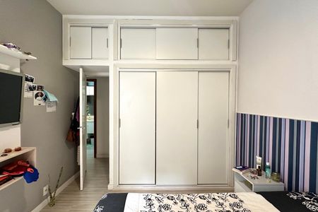 Apartamento à venda com 99m², 3 quartos e sem vagaQuarto 02