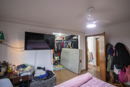 Casa à venda com 500m², 7 quartos e 3 vagasSuíte 2