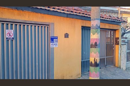 Casa à venda com 500m², 7 quartos e 3 vagasFachada