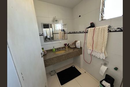 Apartamento para alugar com 400m², 4 quartos e 5 vagasBanheiro da Suíte