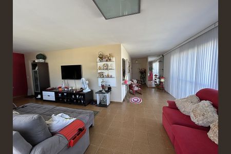 Apartamento para alugar com 400m², 4 quartos e 5 vagasSala