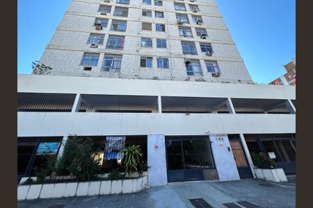 Apartamento para alugar com 400m², 4 quartos e 5 vagasFachada