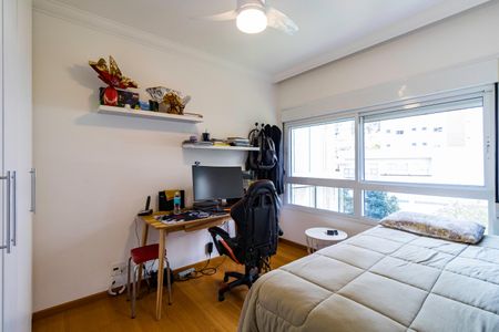Apartamento à venda com 132m², 3 quartos e 2 vagasSuíte 1