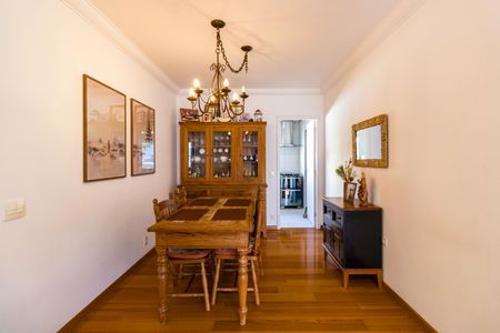 Apartamento à venda com 132m², 3 quartos e 2 vagasSala