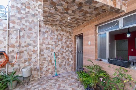 Casa para alugar com 95m², 2 quartos e sem vagaÁrea Externa