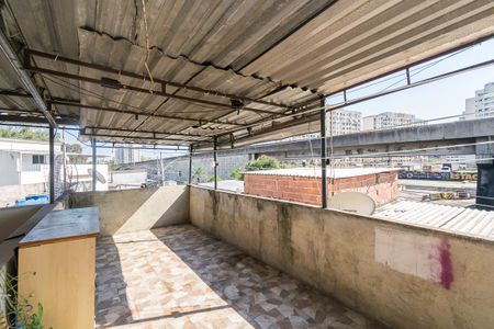 Casa para alugar com 95m², 2 quartos e sem vagaTerraço