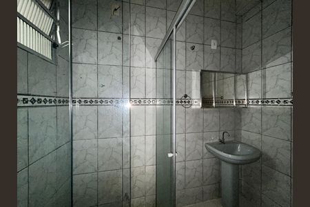 Casa à venda com 180m², 2 quartos e 2 vagasBanheiro