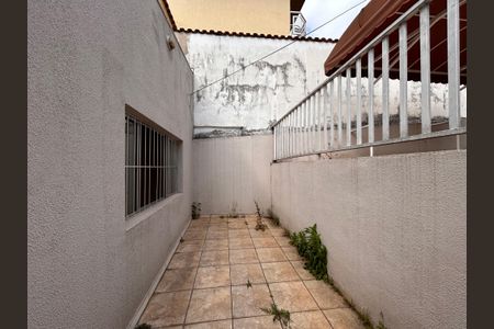 Casa à venda com 180m², 2 quartos e 2 vagasÁrea comum