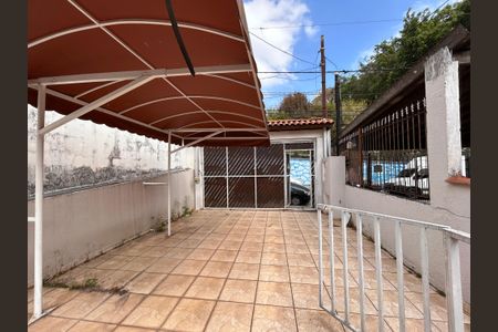 Casa à venda com 180m², 2 quartos e 2 vagasGaragem