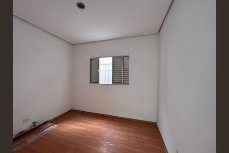 Quarto 1 de casa à venda com 2 quartos, 180m² em Parque Maria Domitila, São Paulo