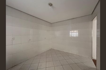 Casa à venda com 180m², 2 quartos e 2 vagasCozinha