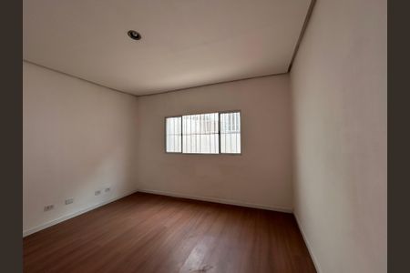Sala de casa à venda com 2 quartos, 180m² em Parque Maria Domitila, São Paulo