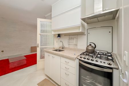 Casa à venda com 180m², 4 quartos e 1 vagaEdícula - Cozinha