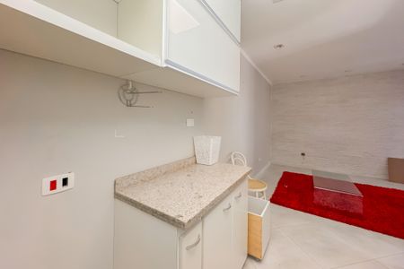 Casa à venda com 180m², 4 quartos e 1 vagaEdícula - Cozinha
